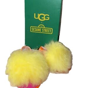 New UGG Big Bird Fluff Yeah Toddler Size 6​​